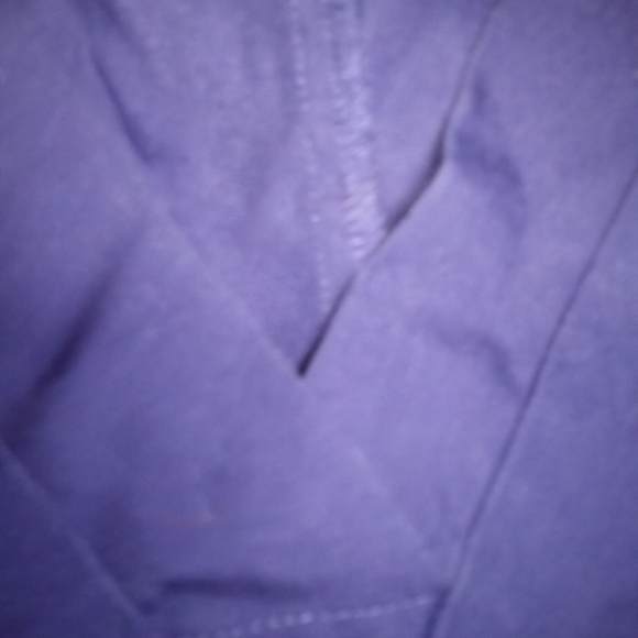 Womens scrub tops (2) - Picture 3 of 3